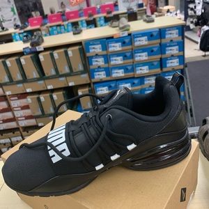 Meet your Posher, Justin